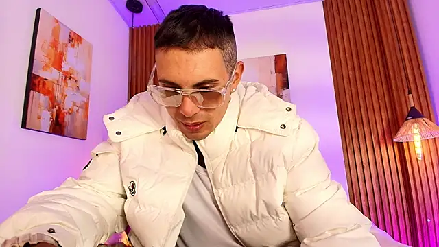Kael_Calle live