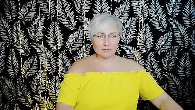 Olivia_playful live