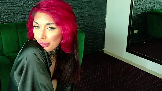 CassyFoxyy live