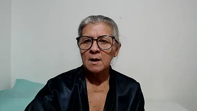 candy_mature_ live