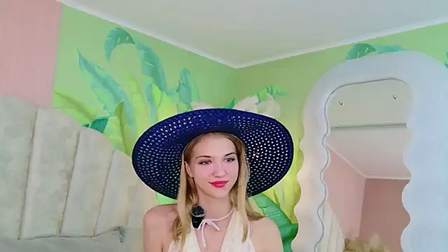 4example_Chloe live