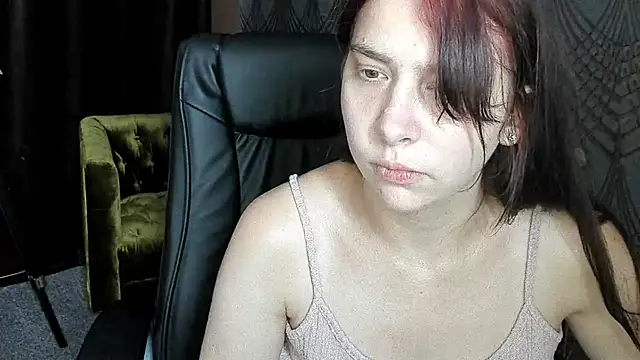 Livia_Shy live