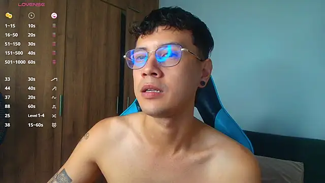 LeaneSeb live