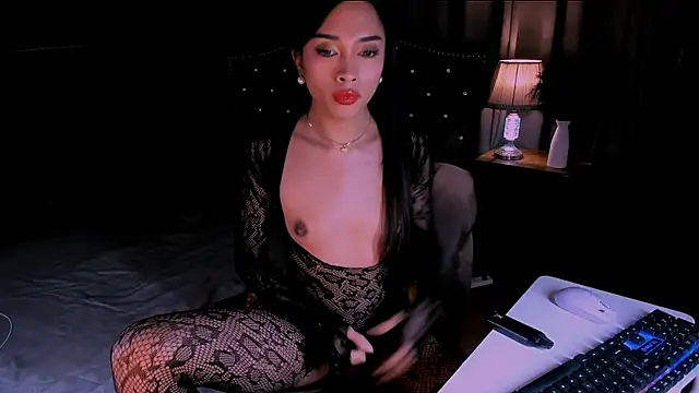CharlotteFlare live