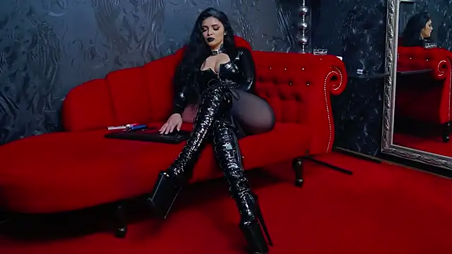 DevashaQueenX live