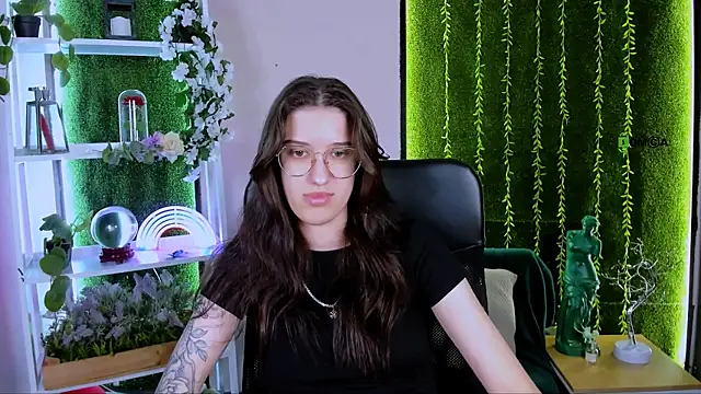 scarlet_mooore live