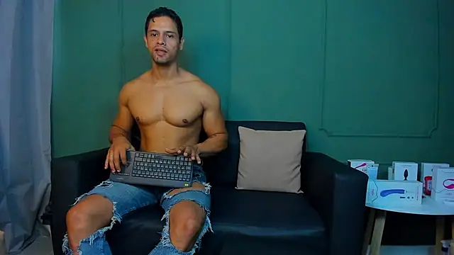 dominc_berry live