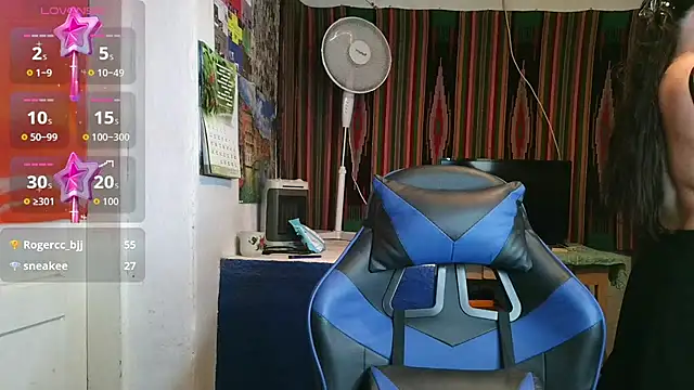 Cora_Maro live