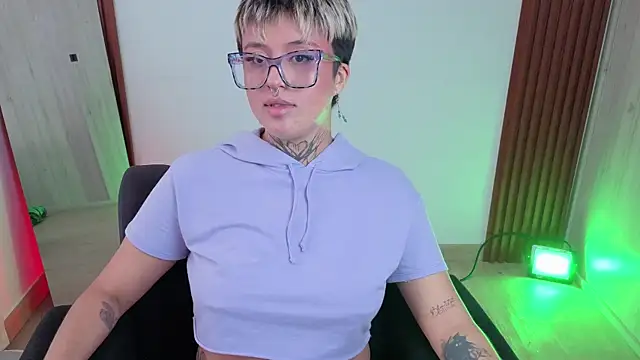 Rebeka-baker live