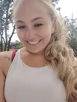 Angeel_white25 live