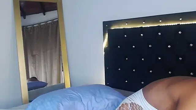 Ari_stone live