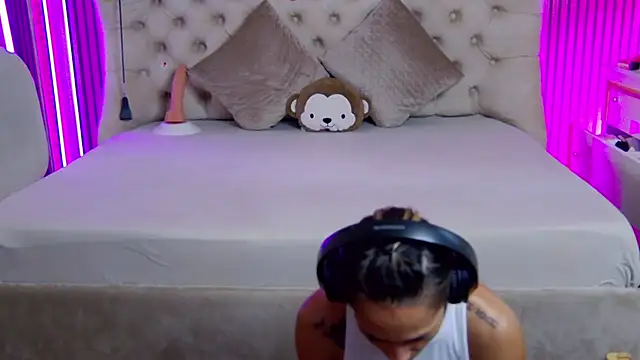 PlayfulShow live