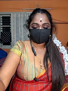 Queen_ilakiya live