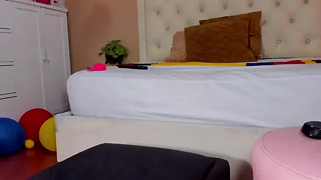 Hadley_ live