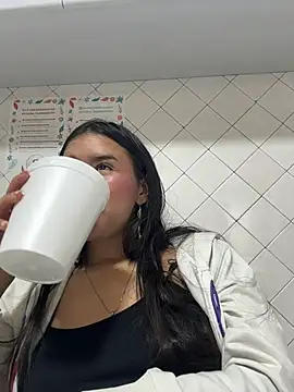 LilyRossi_ live