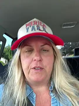 Milfshaker50 live
