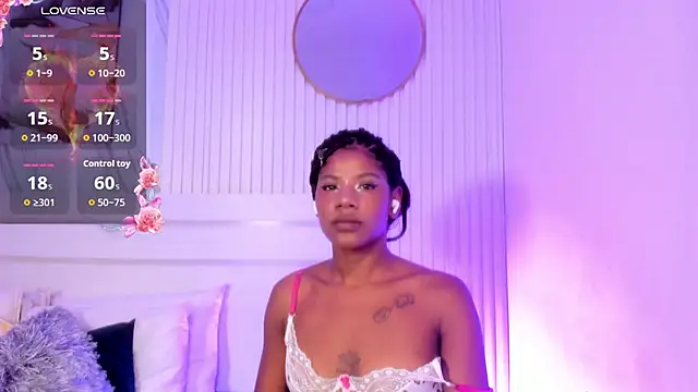 Afro_Luna live