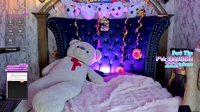 AngelinaAustin live