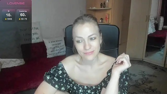 Tiffany_Bates live