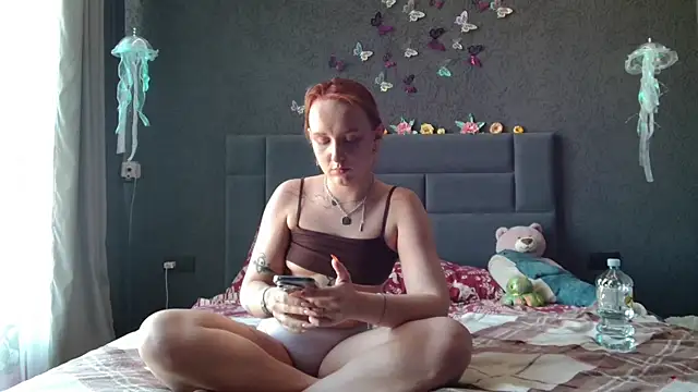 LuxePlayGirl live