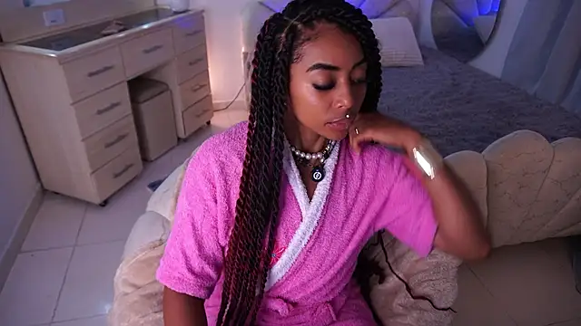 Alondrasparrow2 live