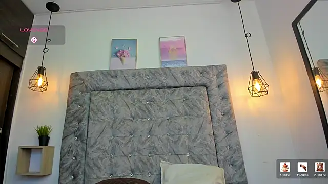 Mia_velvet23 live