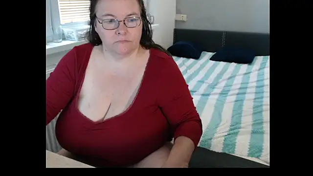 Sweetboobs live