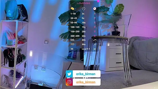 Erika_Kirman live