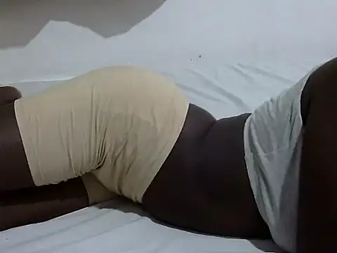 sweet_petite254 live
