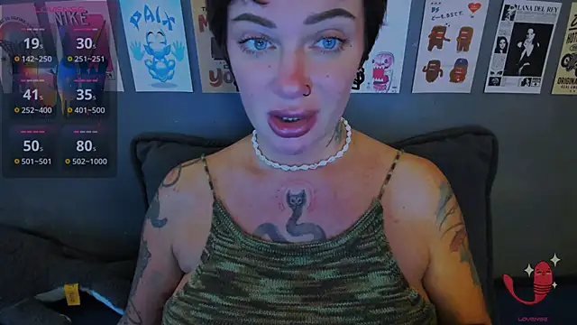 EllieOz live
