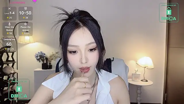IAIA_iris live