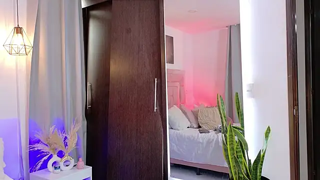 Nia_Williams live