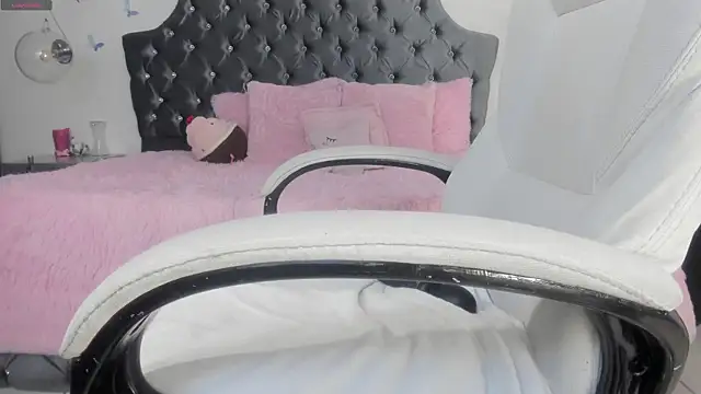 conny__curly live