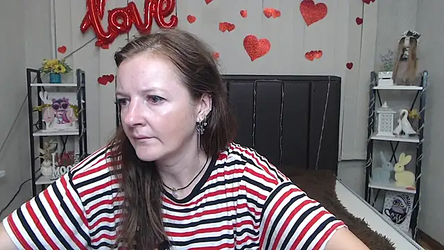 MeganPirs live