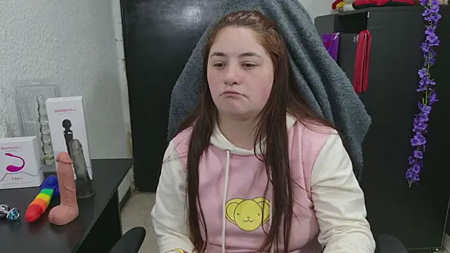 ann_bronw live