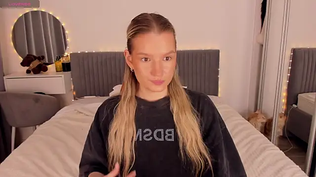 CassieRayss live
