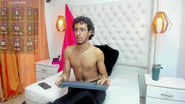 LEO_SANZ66 live