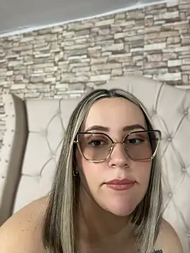 CurvyLust_x live