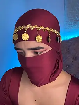 Aisha-Zayed live