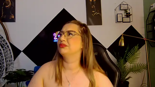 Katewalker_ live
