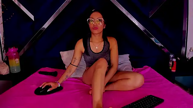 Feetfeticheh live