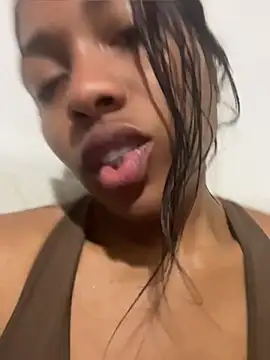 SANAIAHOT live