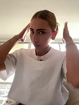 Ameellie live