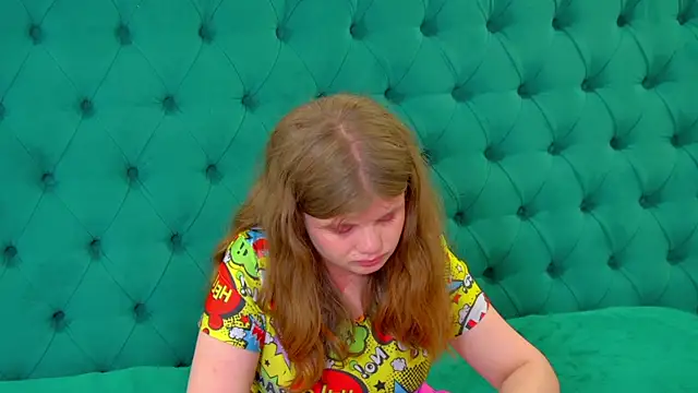 ChloeHalses live