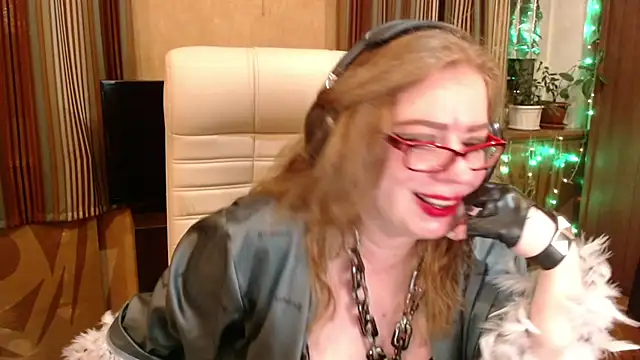 Miss_Tress live