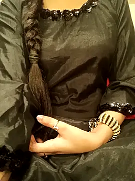 Pallavi_36 live
