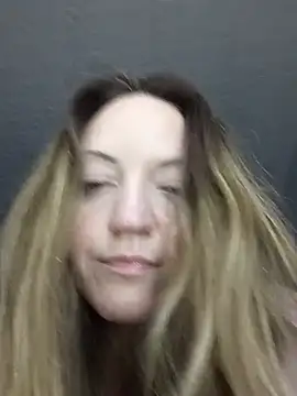 KattyLuuu live