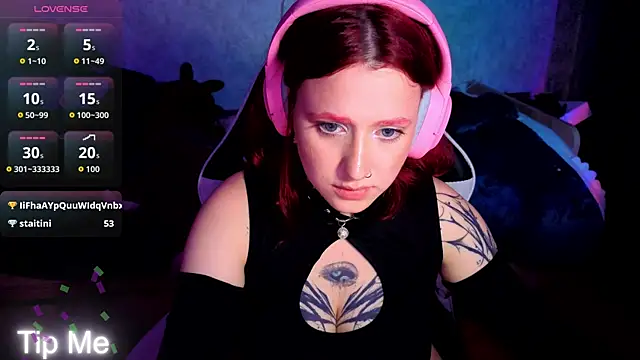 Mini_Lady1 live