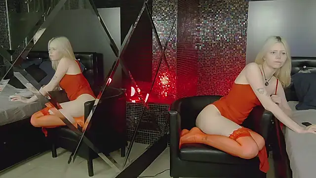 Lucy_Bambi live