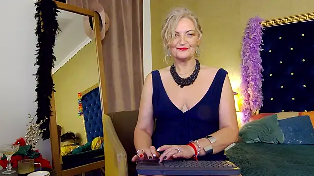 Allura_Jenson live
